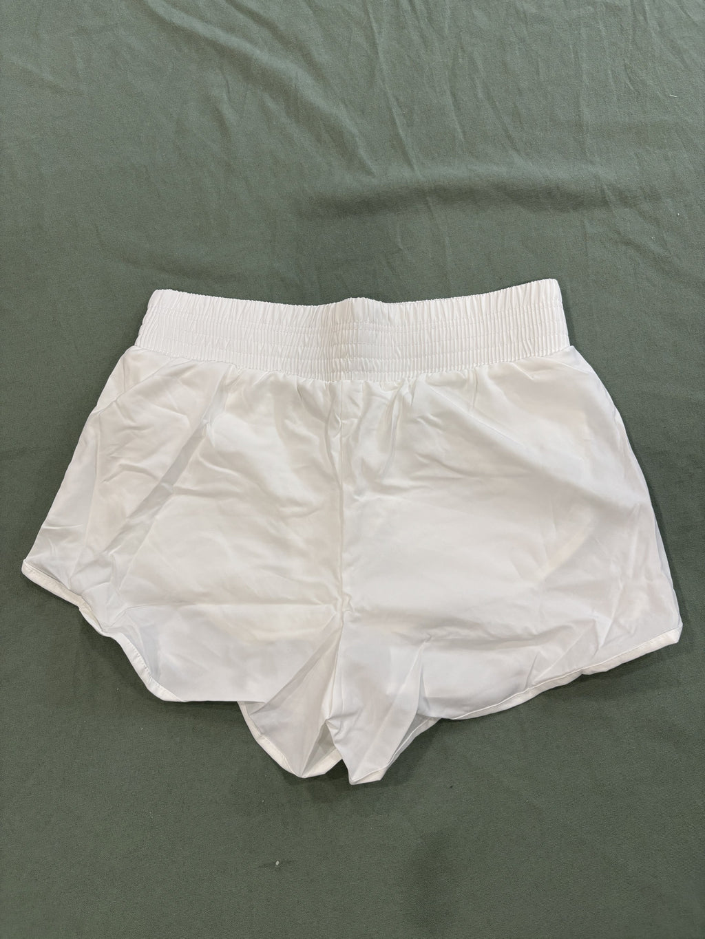 White Athletic Running Shorts with Zipper Pocket Size L