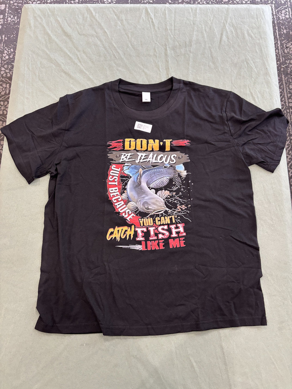 Black Fishing Graphic T-Shirt XL - Don't Be Jealous Catching