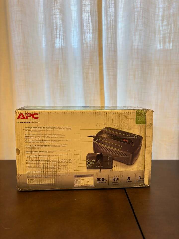 APC Battery Backup UPS 550VA 8 Outlets with Surge Protection