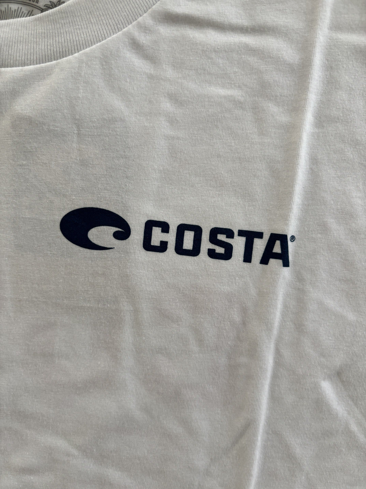 Costa White Short Sleeve T-Shirt Medium