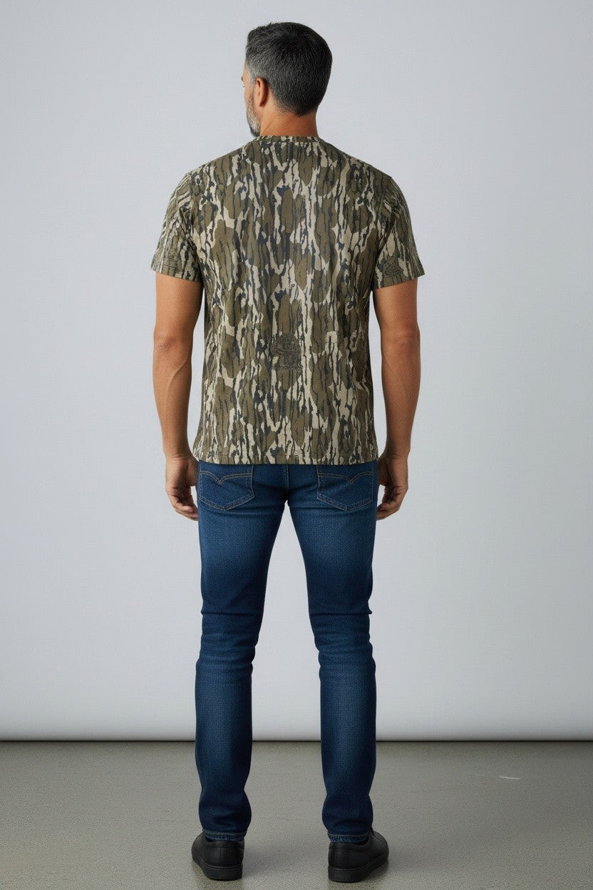 LaCrosse Men's Camouflage Short Sleeve T-Shirt Size Small