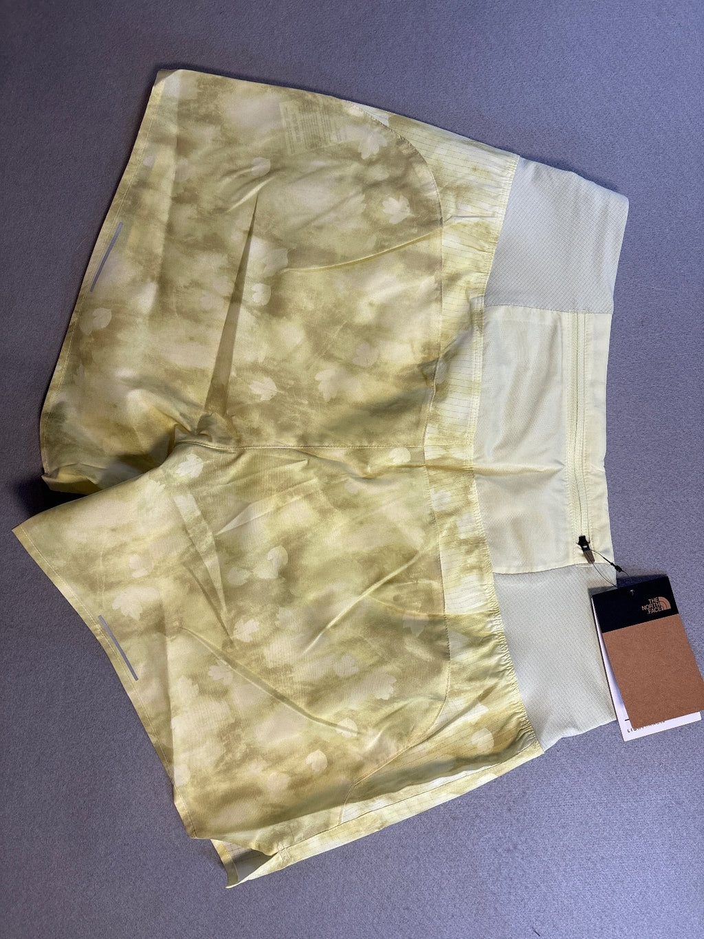 The North Face Women's Sunriser 5" Running Shorts Lemon Mist