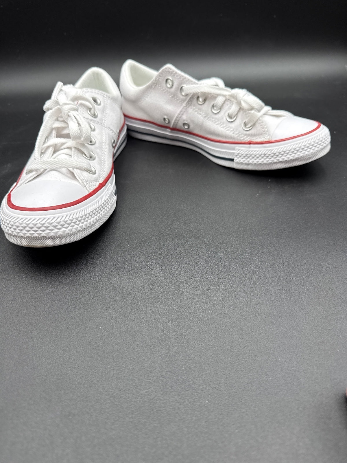 Converse Chuck Taylor All Star Low White Womens 8 New