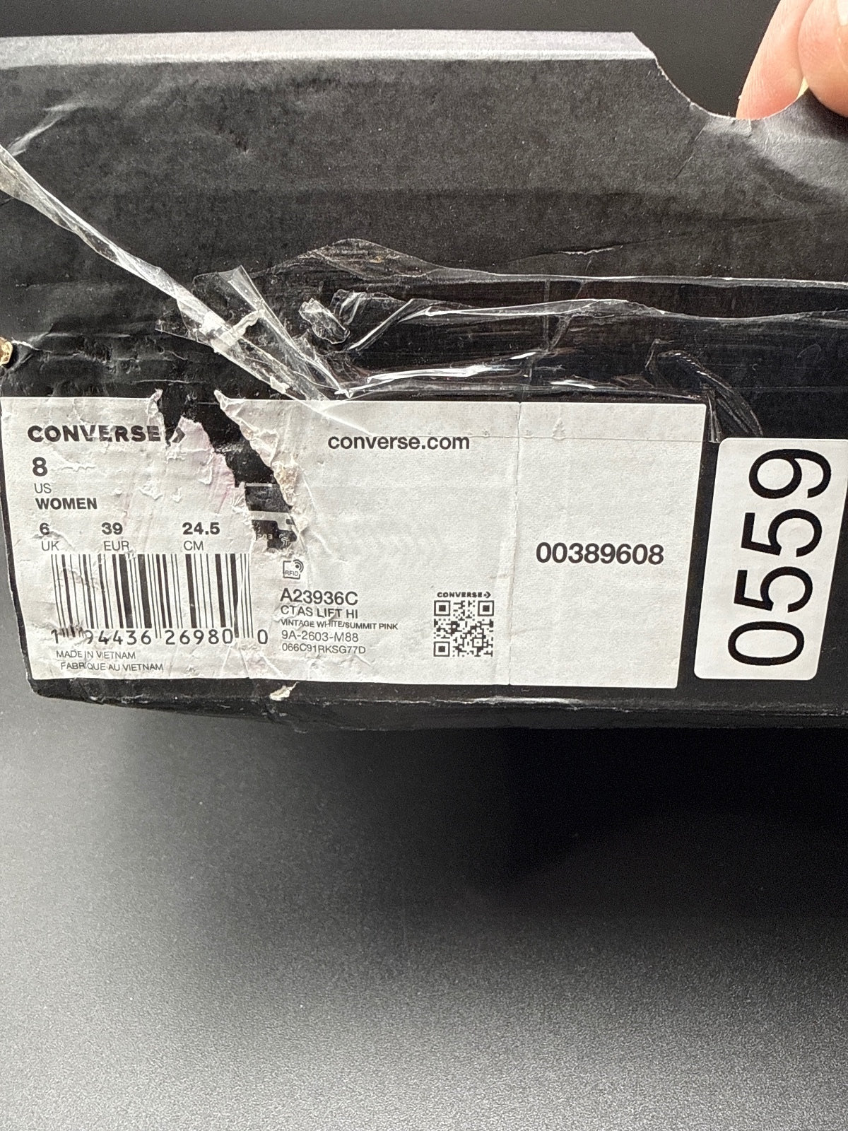 Converse Chuck Taylor Floral High Tops White Women’s 8 NIB