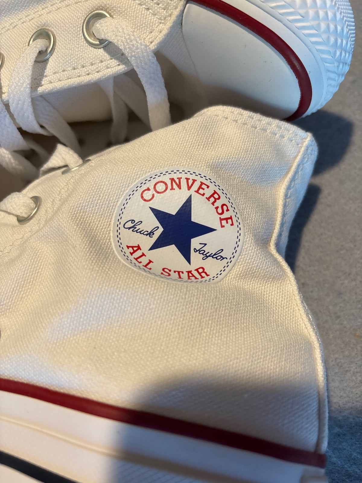 Converse Chuck Taylor All Star White High Top Size 6