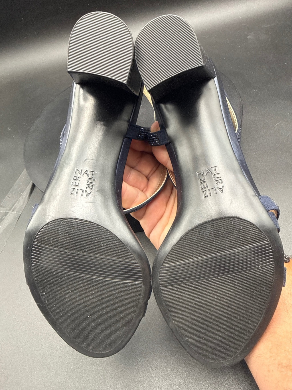 Naturalizer Vanessa 2 Navy Strappy Block Heel Sandals Size 8