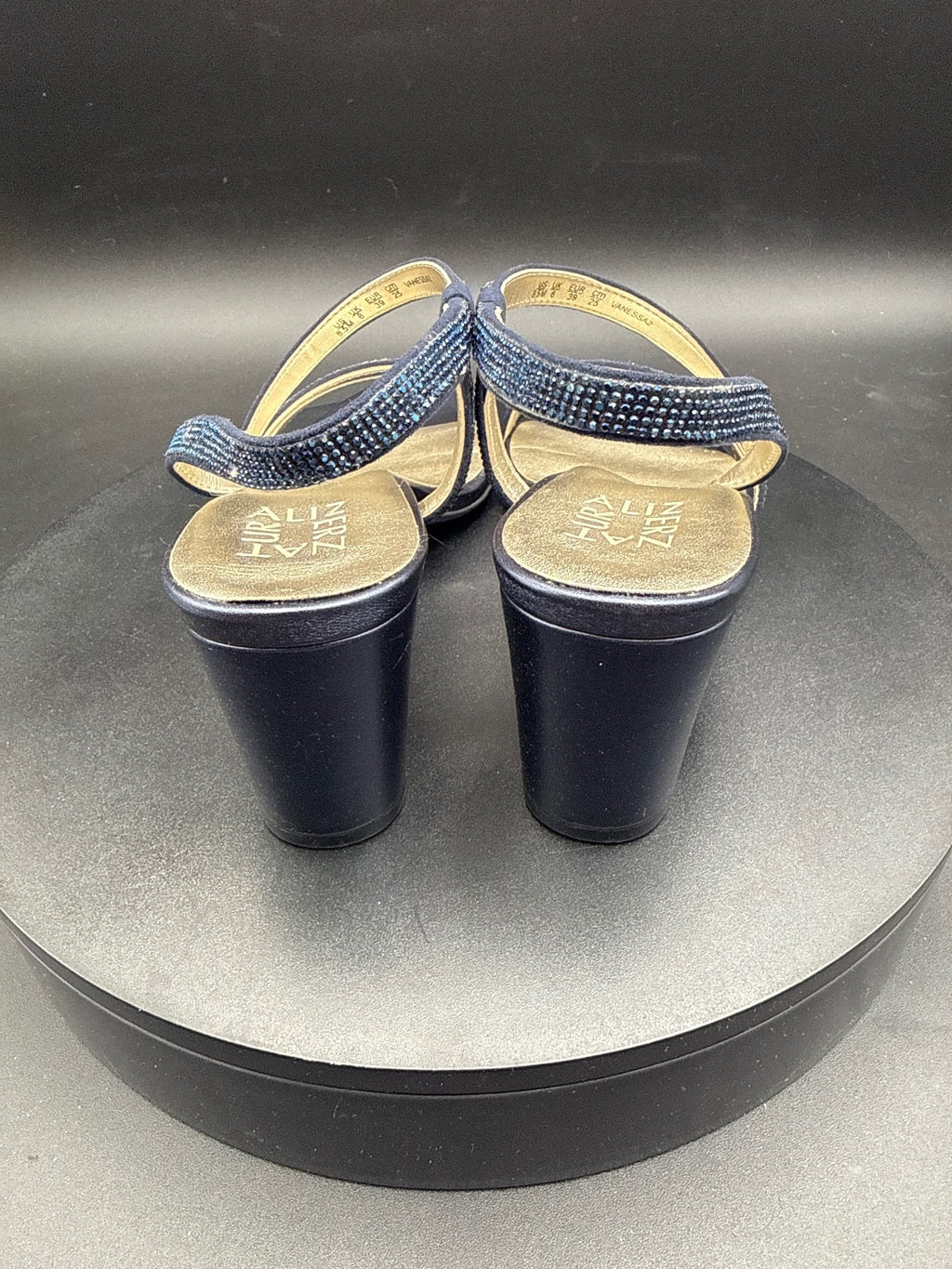 Naturalizer Vanessa 2 Navy Strappy Block Heel Sandals Size 8