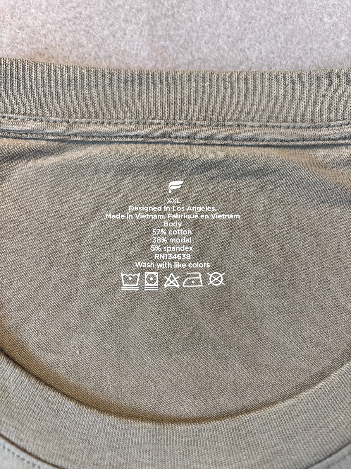 Fabletics The 24-7 Curved Hem Tee Seagrass Mens XXL NWT