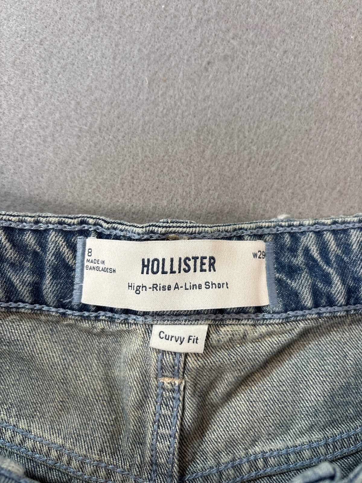 Hollister High-Rise A-Line Curvy Fit Denim Shorts Size 8