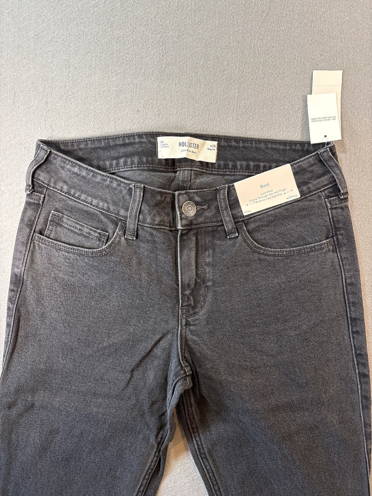 Hollister Women's Low-Rise Bootcut Jeans Size 6 Regular