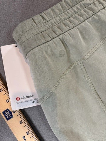 Lululemon Women's Size 4 Light Green Soft Stretch Jogger Swe