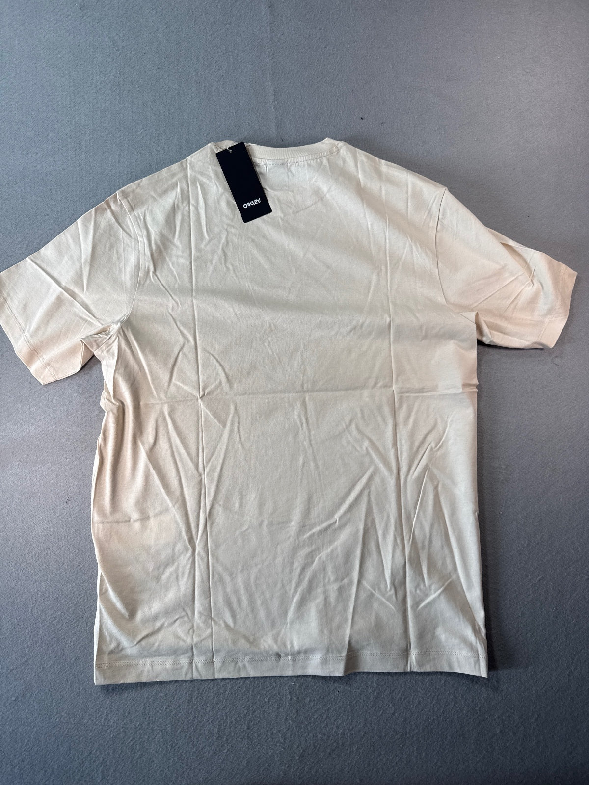 Oakley Men's Atlanta Regular Fit T-Shirt Beige with Green