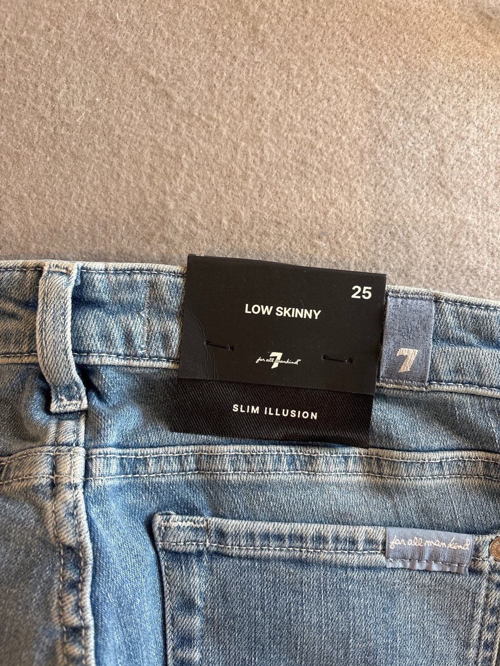 7 For All Mankind Low Skinny Iceflow Jeans Size 25 Lightwash