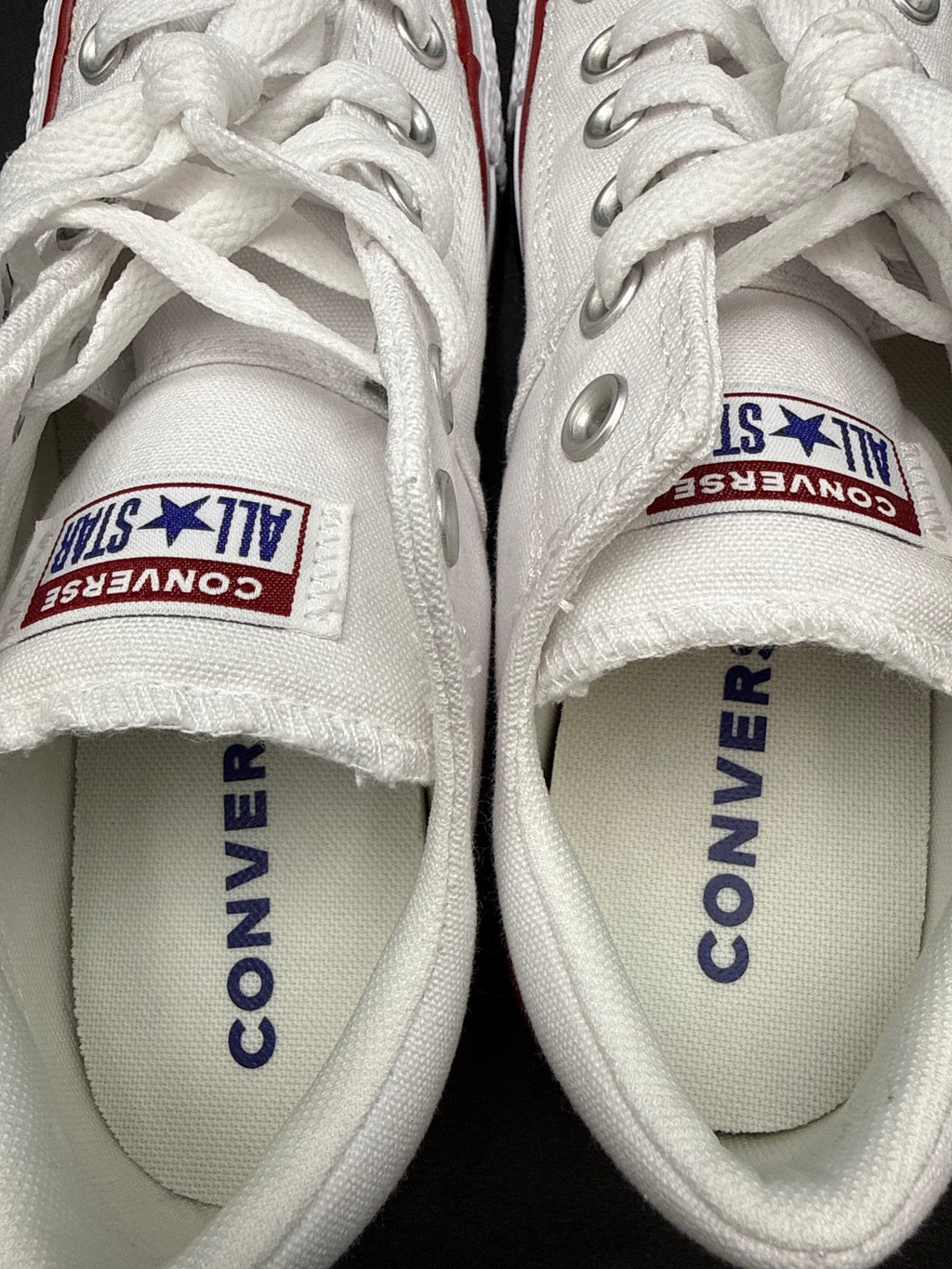 Converse Chuck Taylor All Star Low White Womens 8 New