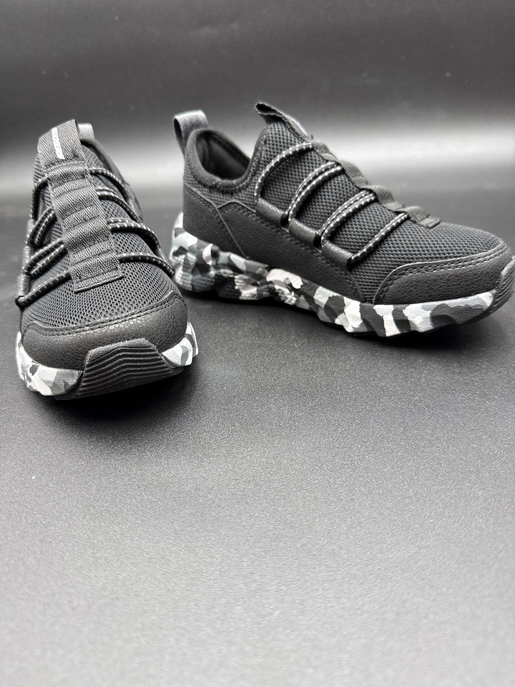 Skechers Elite Sport Tread Kids 12 Black Camo Sneakers New