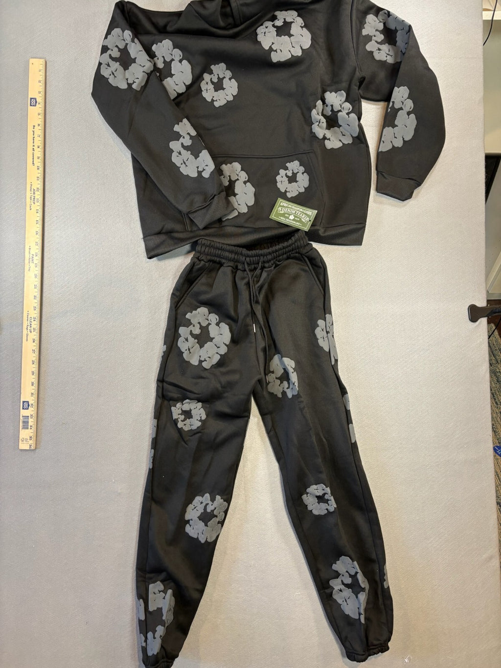 Black Hoodie and Jogger Set with Gray Floral Patterns - Size Small