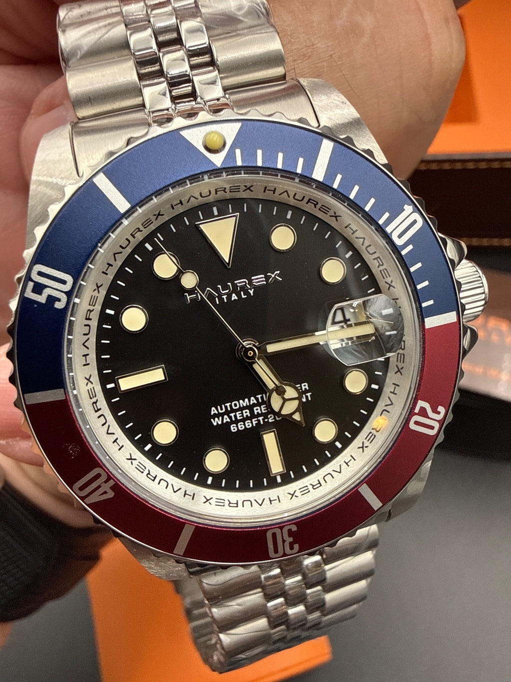 Haurex Italy Eterno Automatic Water Resistant Men's Watch 44