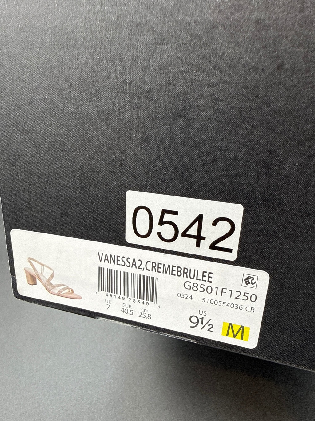 Naturalizer Vanessa 2 Nude Rhinestone Sandals 9.5W New