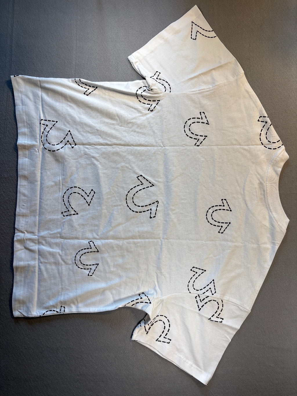 True Religion White Graphic Logo T-Shirt Medium NWT