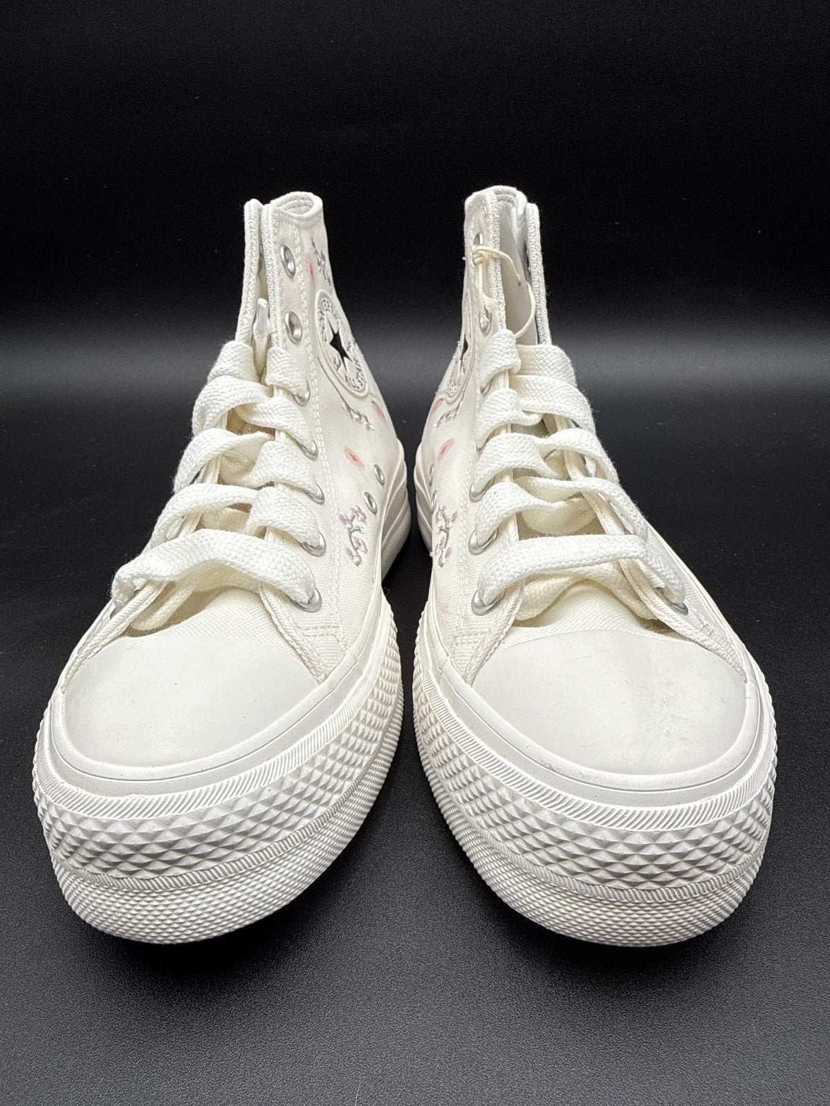 Converse Chuck Taylor Floral High Tops White Women’s 8 NIB