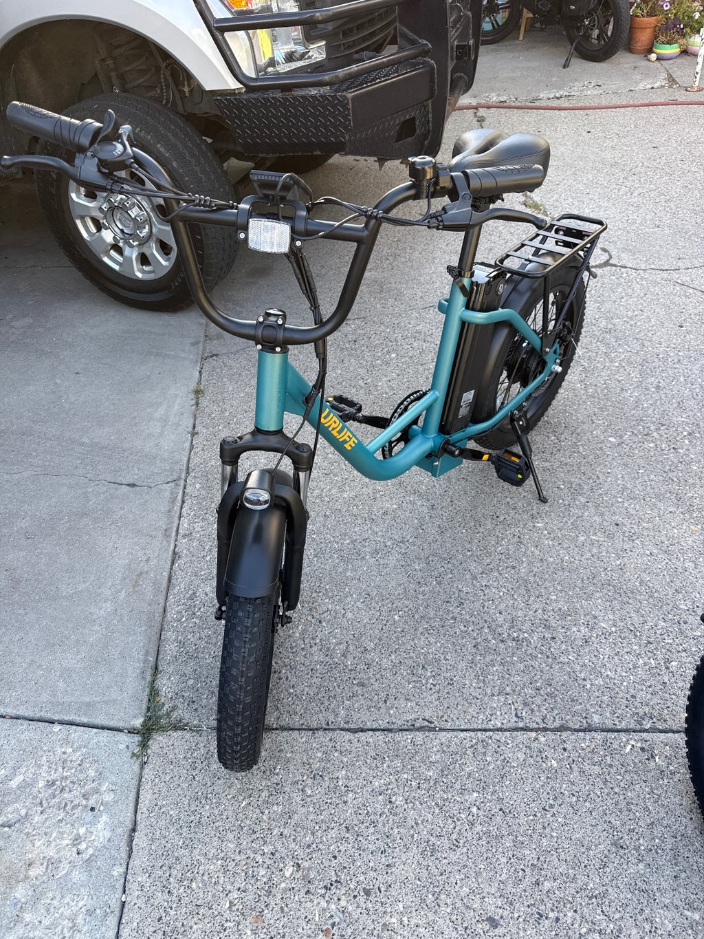 URLIFE Electric Bike with Shimano Gear System and Rear Rack