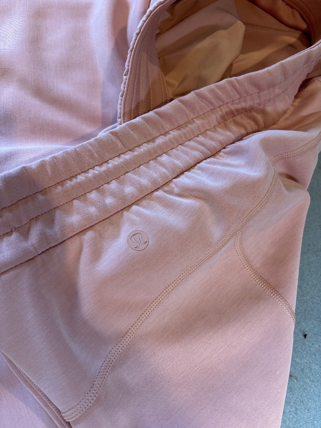 Lululemon Pink Cropped Sweatpants Size 14
