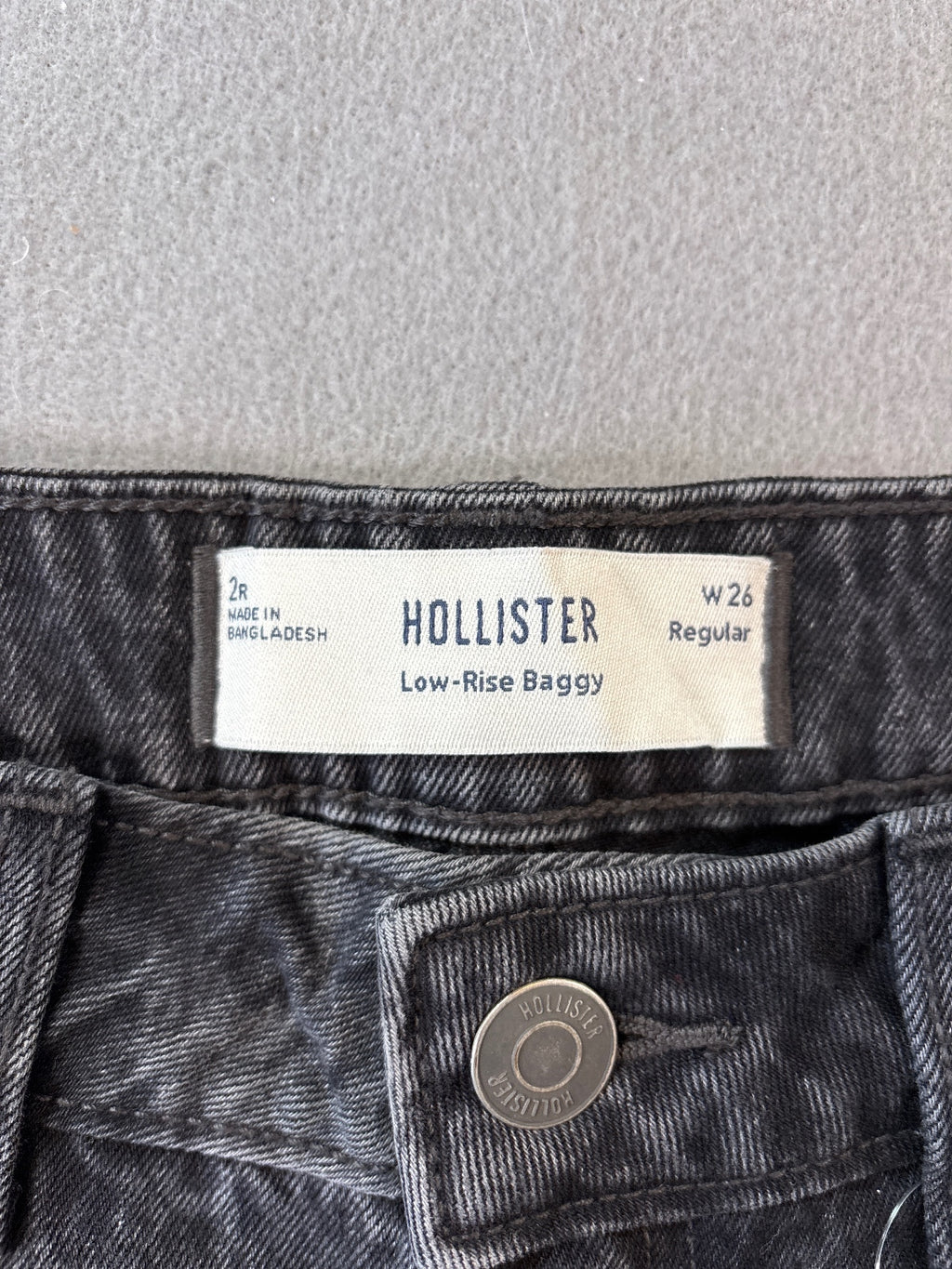Hollister Low-Rise Baggy Black Denim Jeans W26 Regular