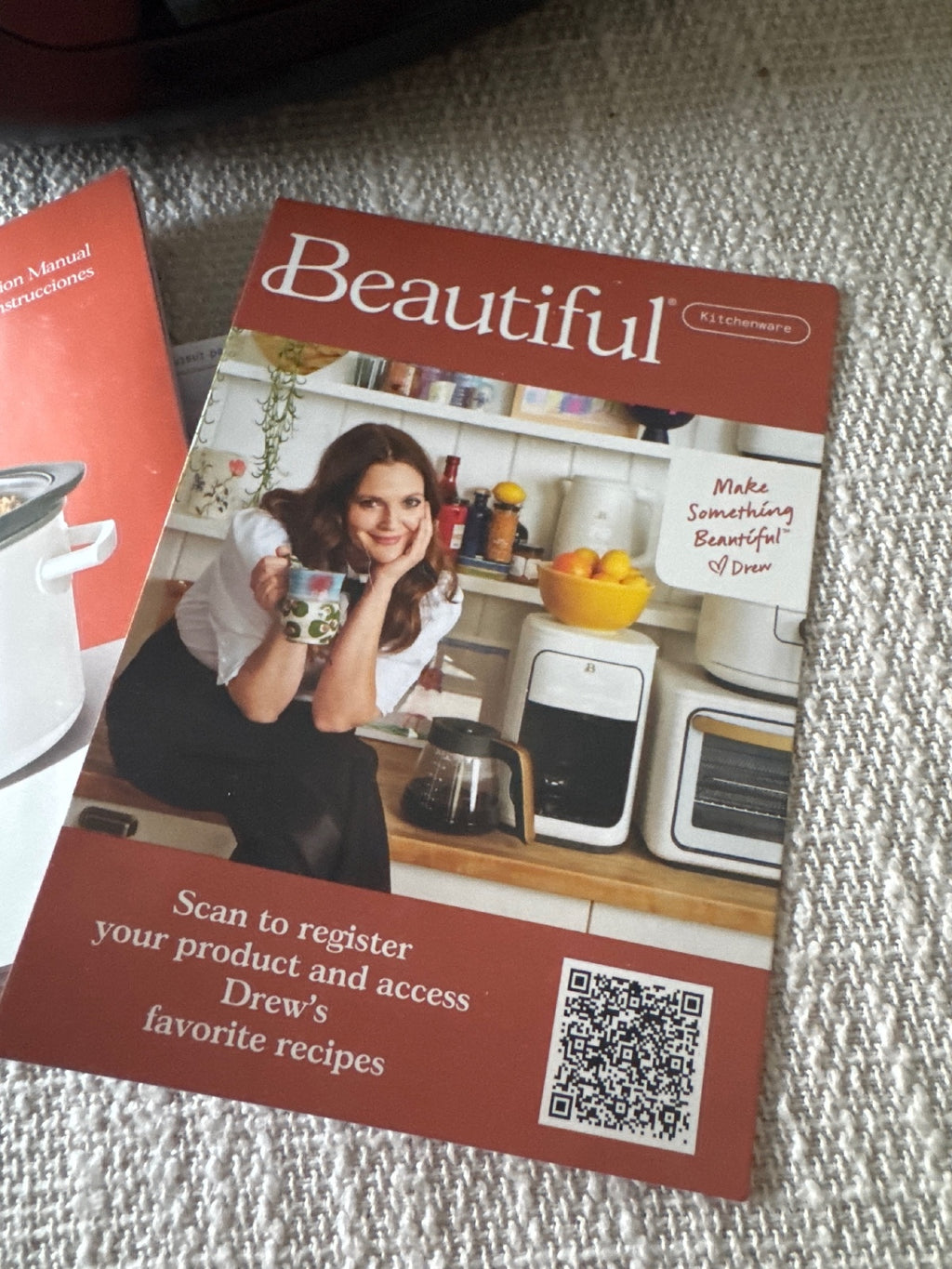 Beautiful 4qt Programmable Slow Cooker with Touch-Activated Display - Black
