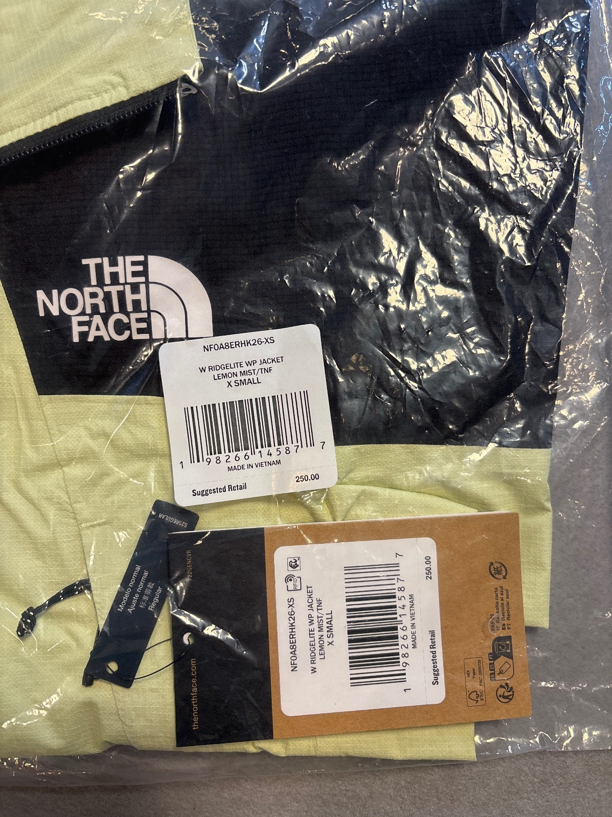 The North Face Women's Waterproof Windbreaker Jacket in Lexn