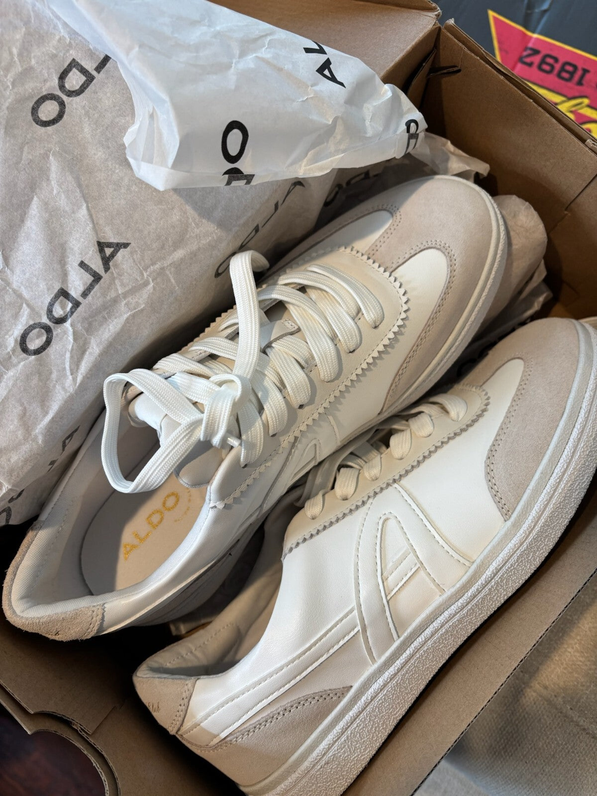 ALDO Club Trainer – White Leather/Suede – Men’s Size 9.5