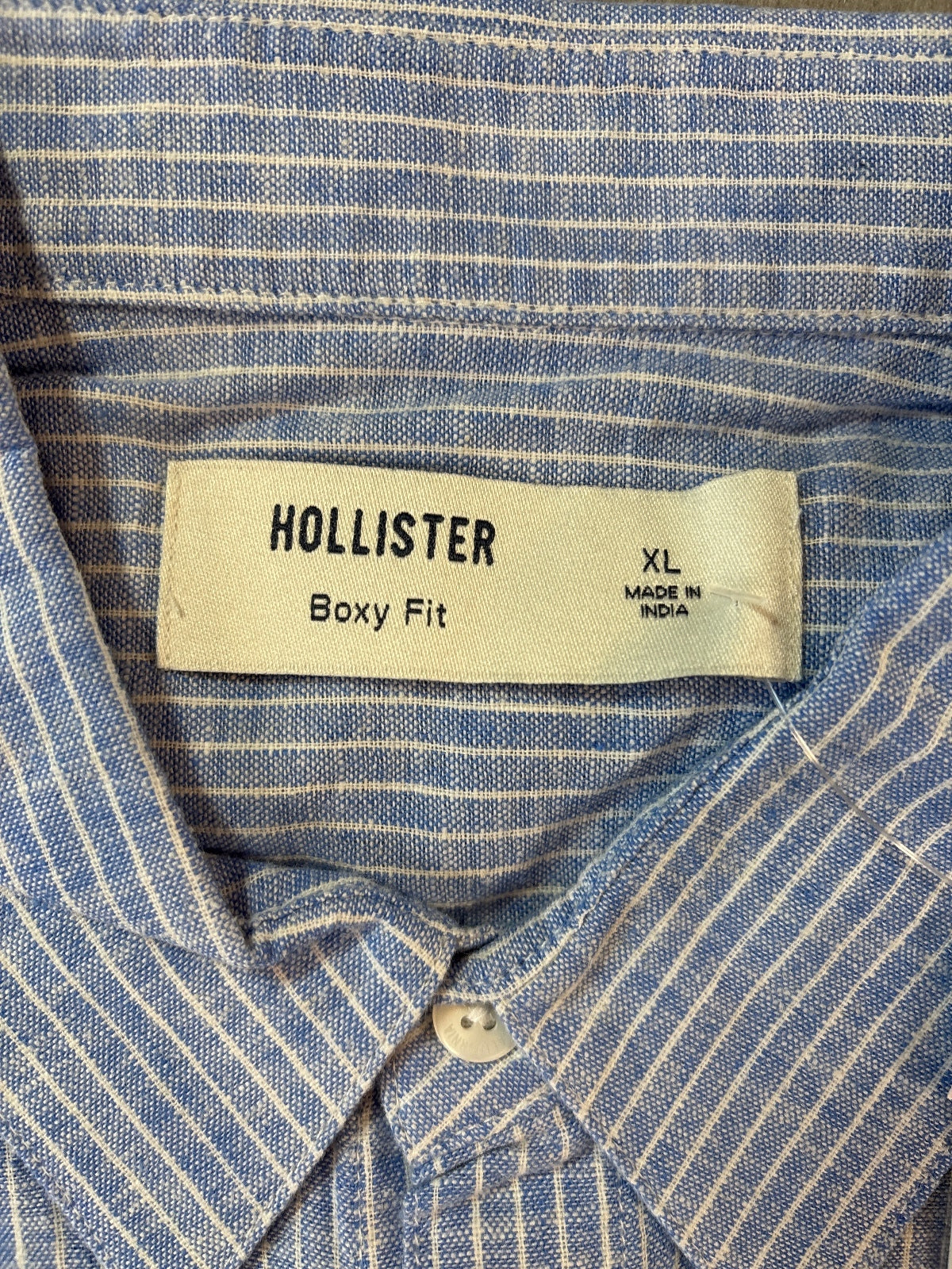 Hollister Boxy Fit XL Short Sleeve Button-Up Shirt Blue