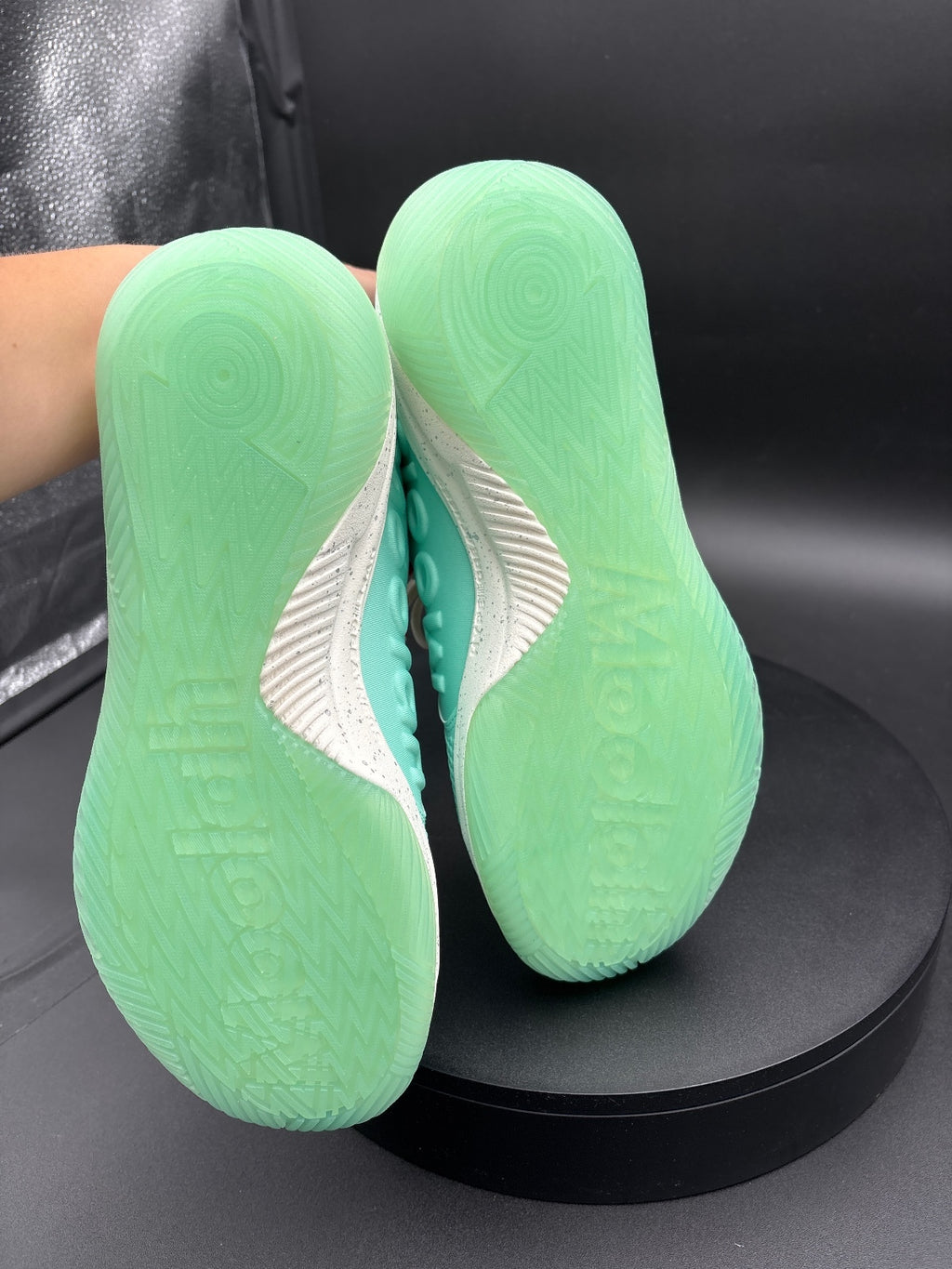 Moolah Neovolt Pro V3 Women's Basketball Shoes Size 9