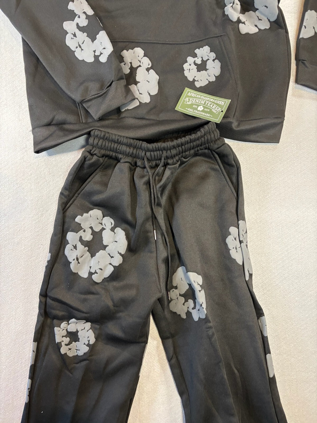 Black Hoodie and Jogger Set with Gray Floral Patterns - Size Small