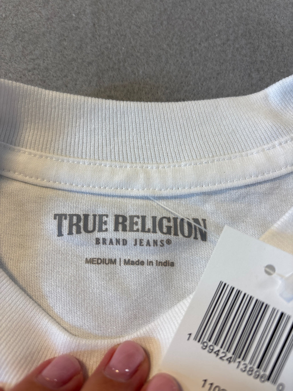 True Religion White Graphic Logo T-Shirt Medium NWT