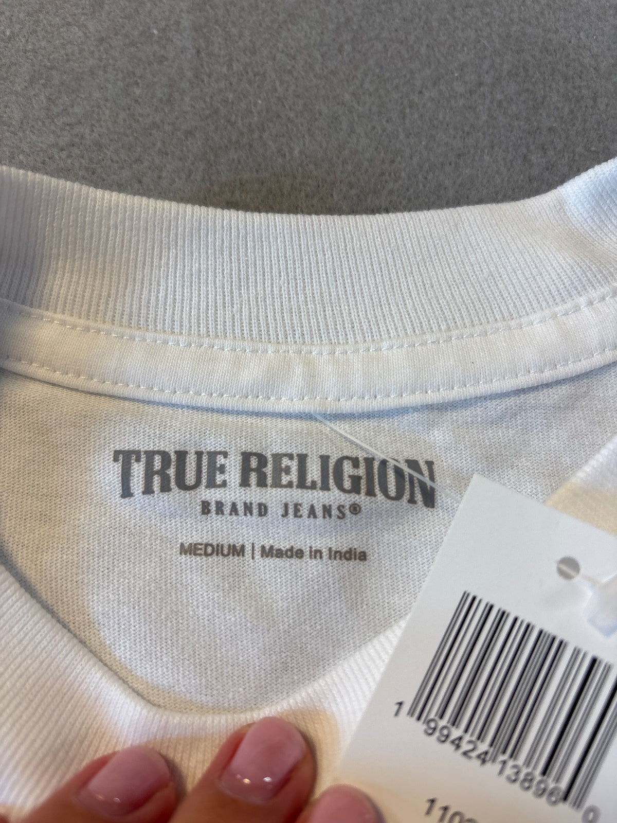 True Religion White Graphic Logo T-Shirt Medium NWT