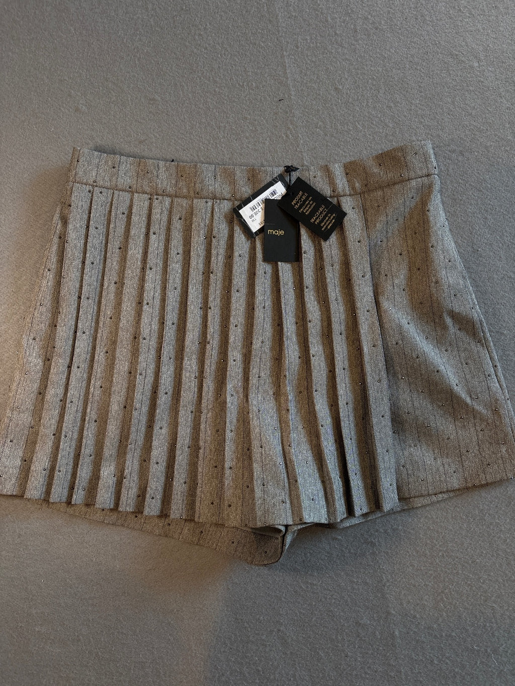 Maje Women's Pleated Wool Blend Shorts Size 38