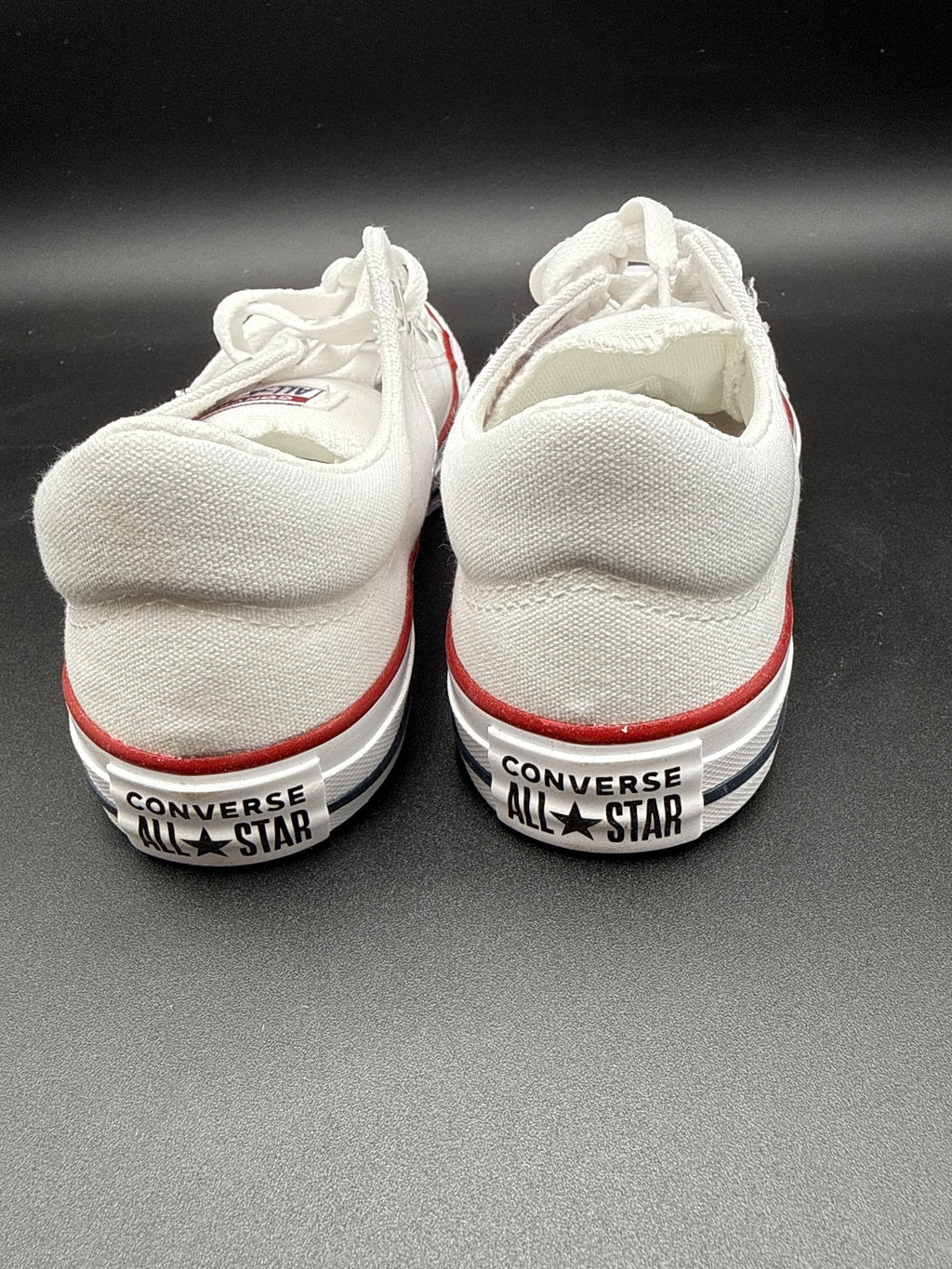 Converse Chuck Taylor All Star Low White Womens 8 New