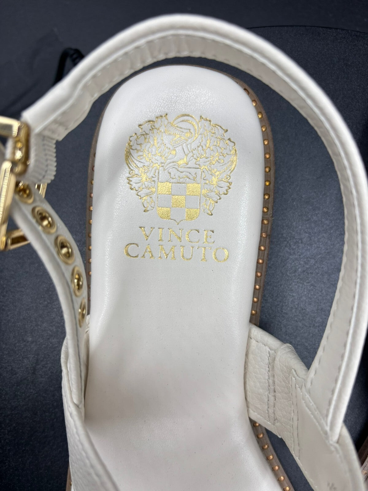 Vince Camuto Women's White Leather Buckle Sandals Size 9