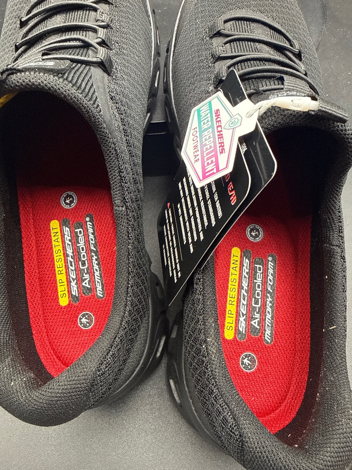 Skechers Glide-Step Water Repellent Slip-Resistant Women 10