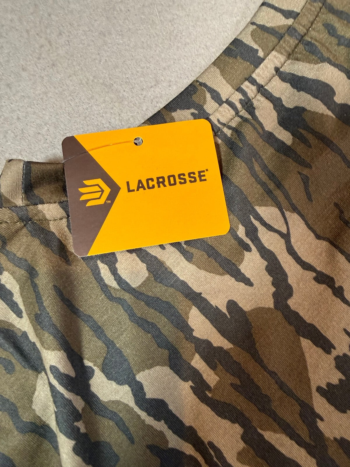 LaCrosse Men's Camouflage Short Sleeve T-Shirt Size M