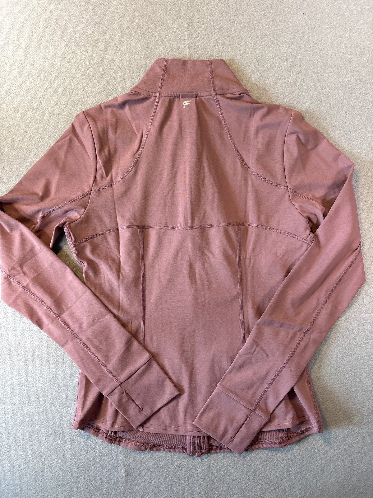 Fabletics Perfect Storm Train Jacket in Mushroom Mauve, Med