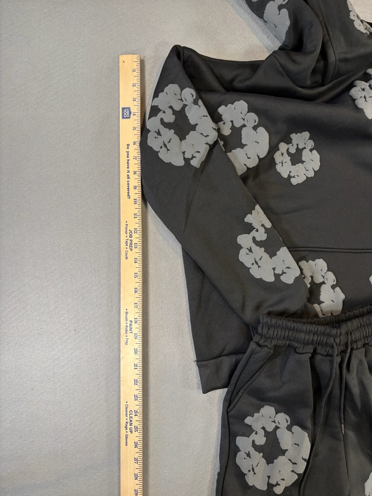 Black Hoodie and Jogger Set with Gray Floral Patterns - Size Small