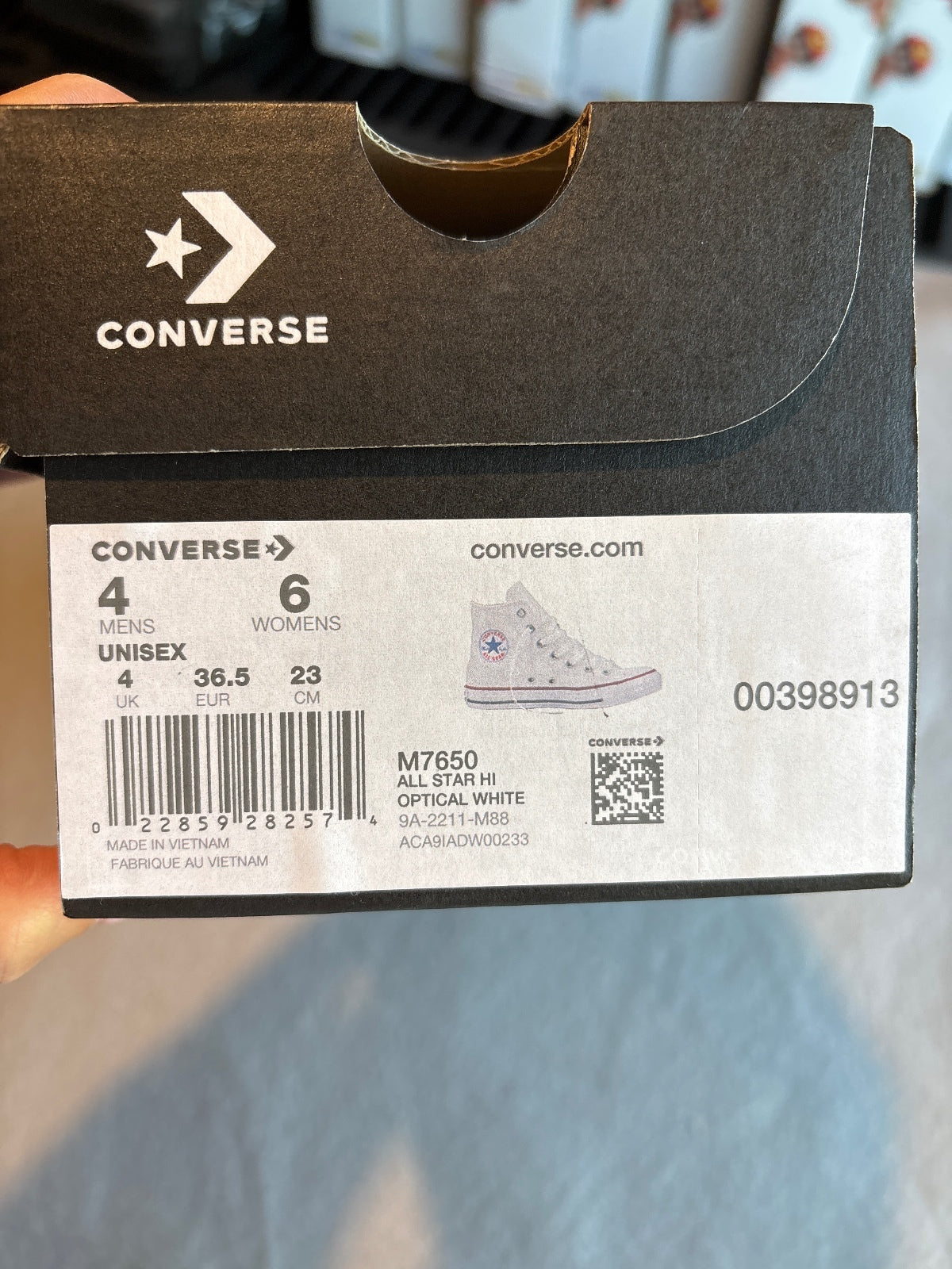 Converse Chuck Taylor All Star White High Top Size 6