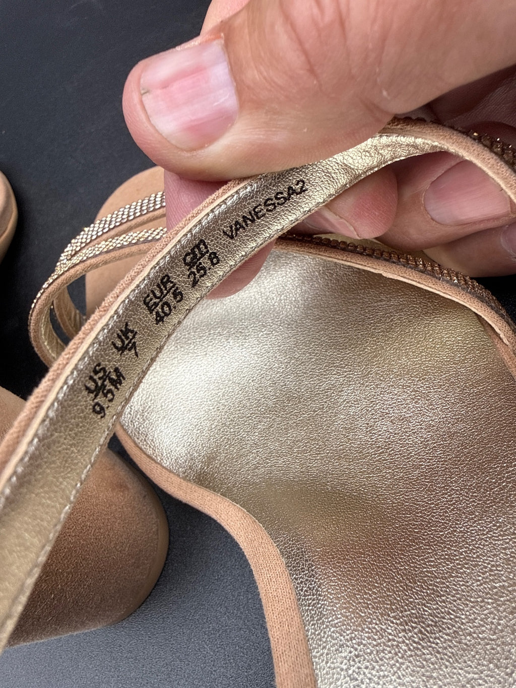 Naturalizer Vanessa 2 Nude Rhinestone Sandals 9.5W New