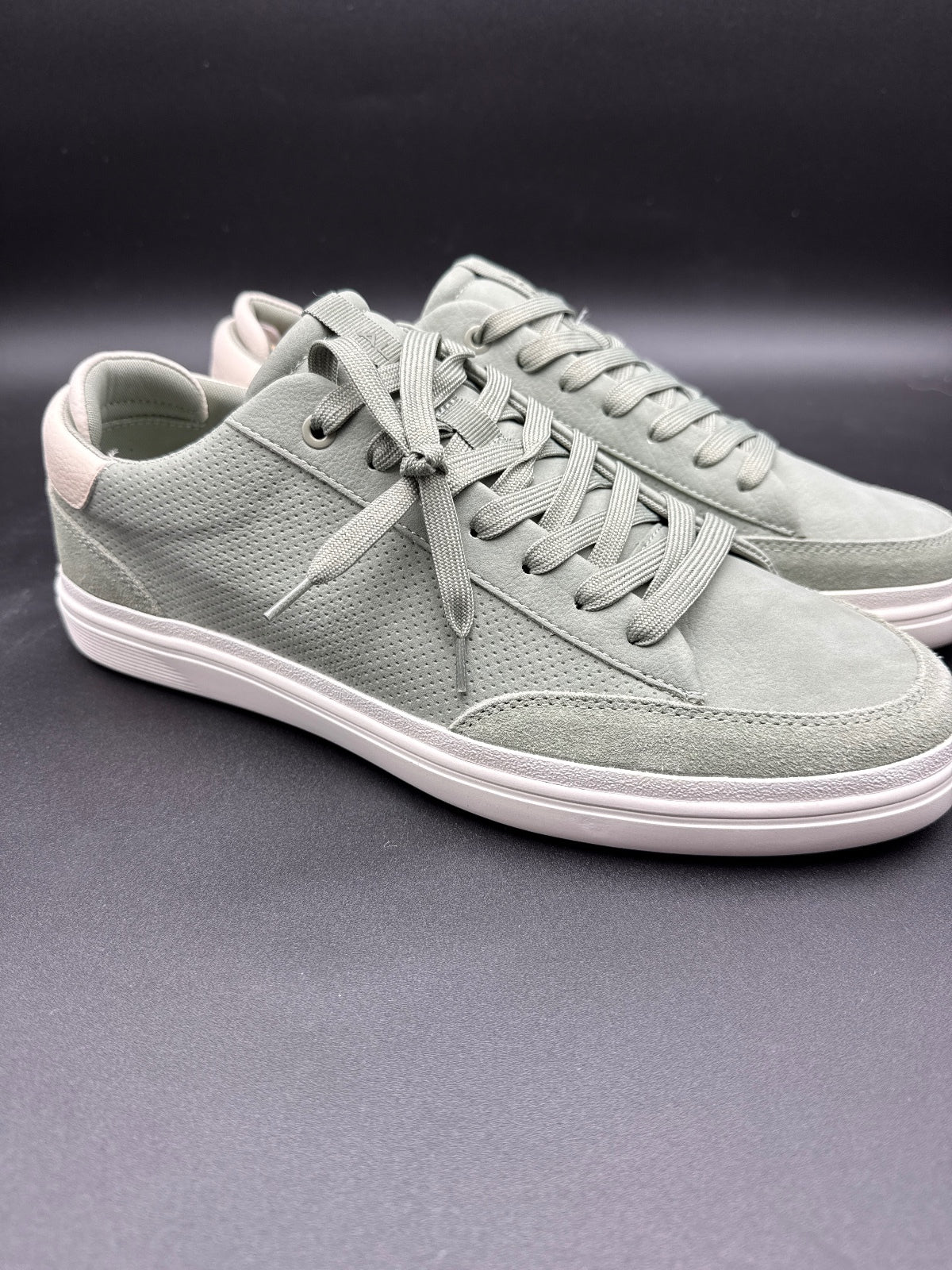 Aldo Sage Green Low Top Sneakers Men’s Size 12 New w/ Box