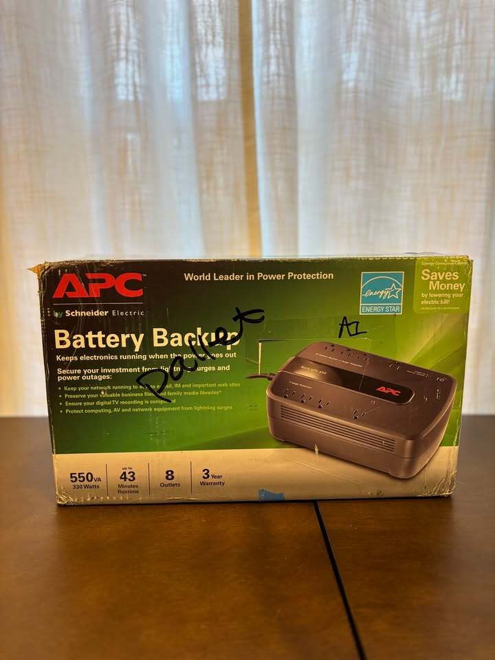 APC Battery Backup UPS 550VA 8 Outlets with Surge Protection
