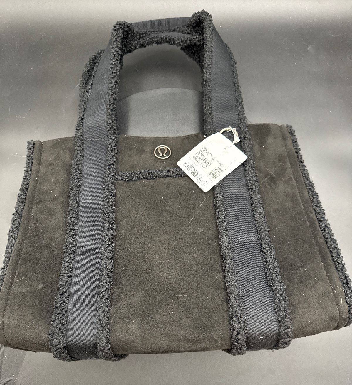 Lululemon Boxy Tote with Faux Shearling Trims Black