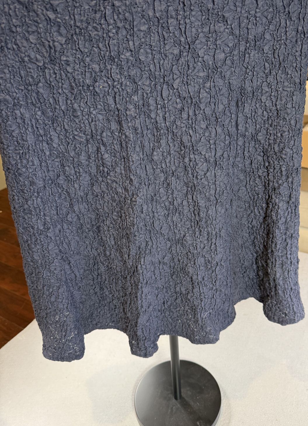Veronica Beard Textured Midi Skirt in Black Size XS